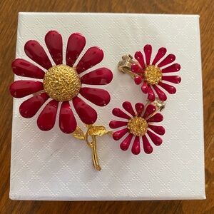 Vintage Flower Pin & Earrings Set Red & Gold Elegant